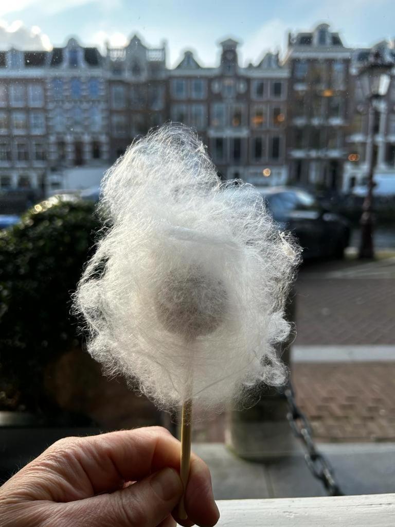Hotel 717 Amszterdam Kültér fotó Cotton candy
